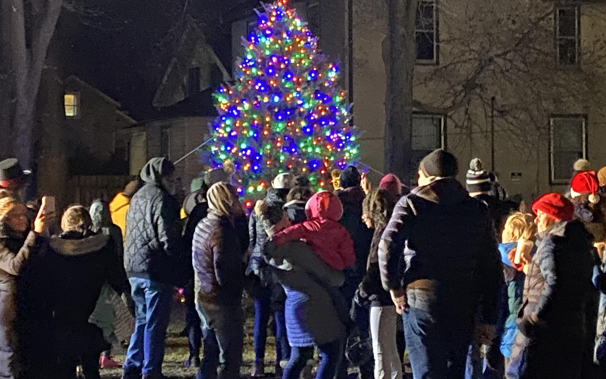 CRC Churches Support Grand Rapids Neighborhood Tree Lighting The Banner